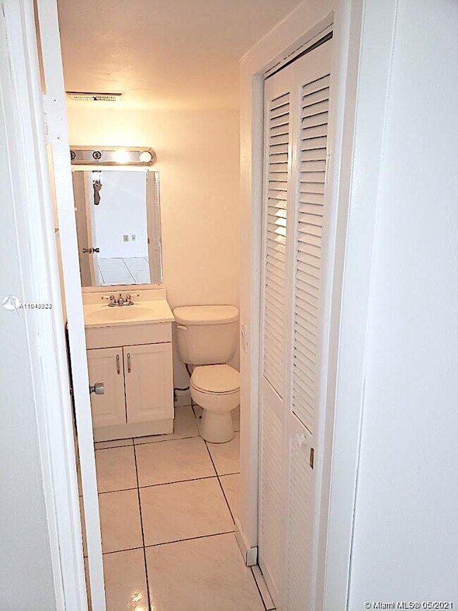 Foto del edificio - 16508 NE 26th Ave