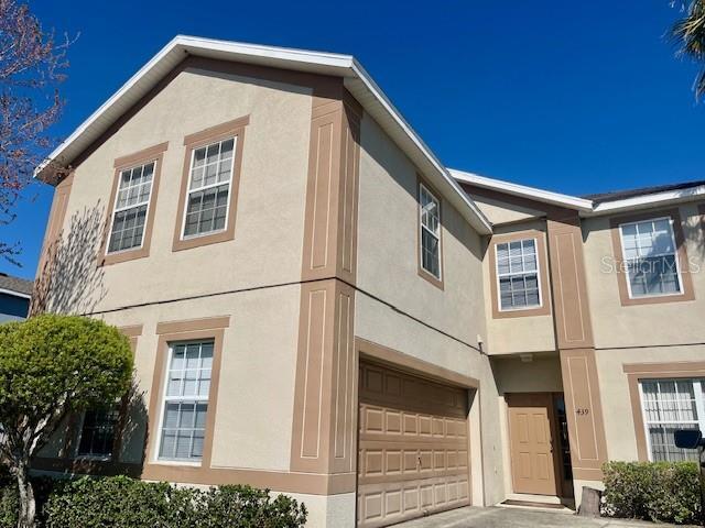 Foto del edificio - 439 Bloomingdale Dr