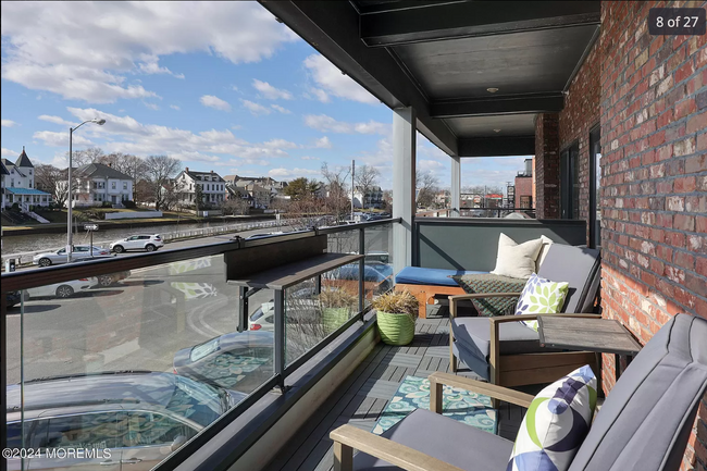 Balcony - 603 Lake Ave