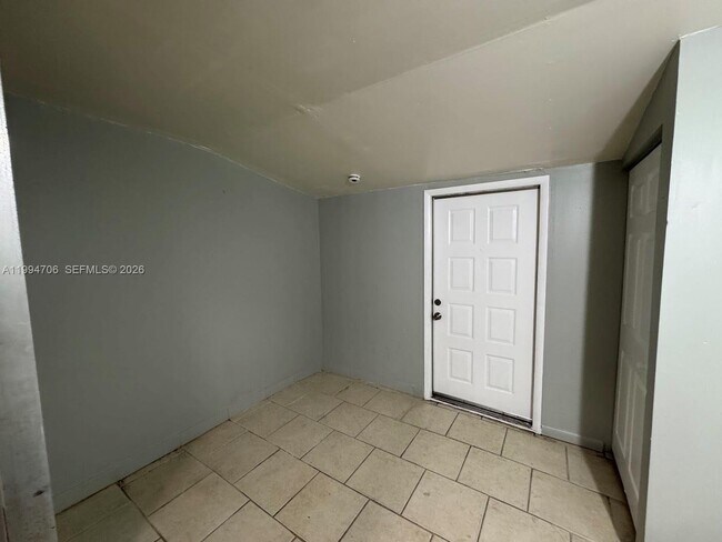 Foto del edificio - 5440 SW 38th Ct