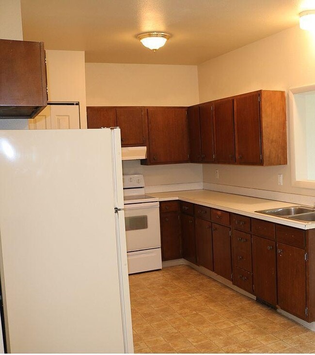Building Photo - RH106 - Winchell Lane