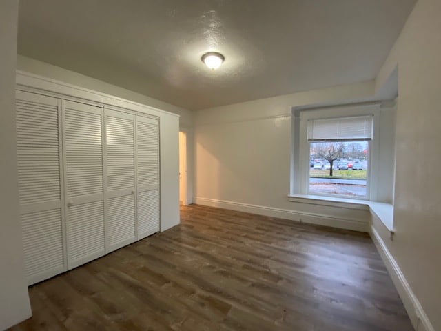 Building Photo - 215 14th St SE