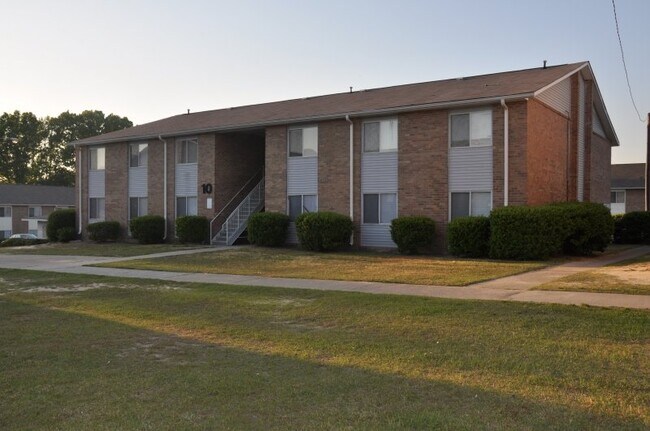 Foto del edificio - 525 Alcott Dr