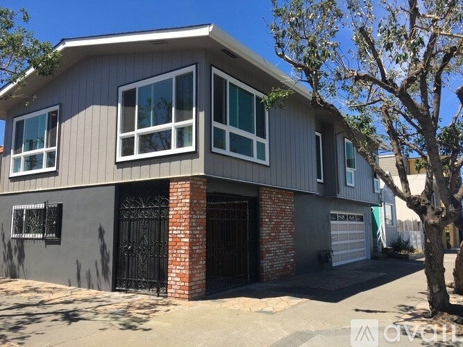 Primary Photo - 1501 47th Ave