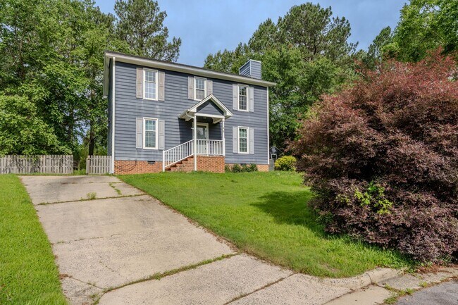Building Photo - One-of-a-Kind 3 Bedroom, 3 Bathroom Home i...