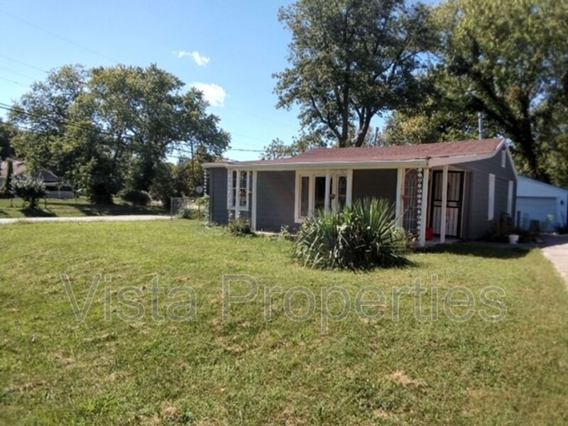 Primary Photo - 4618 E Overbrook Dr