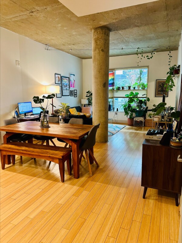 Foto principal - 929 Florida Ave NW