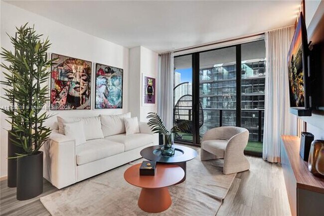 Photo - 801 S Miami Ave Apartment