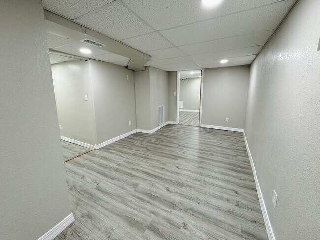 Foto del edificio - 1706 Avenue B