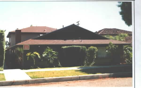 Building Photo - 1344 Springfield St