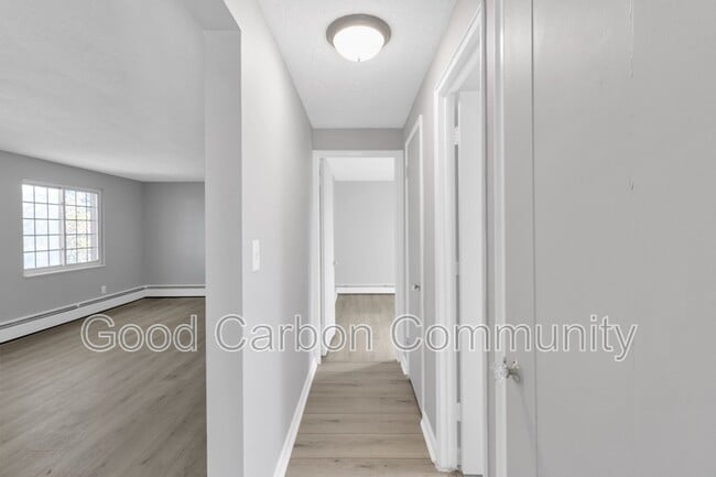Building Photo - 321 Beattie Ave
