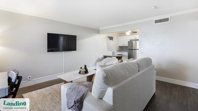 Foto del edificio - 2301 S Valley View Blvd