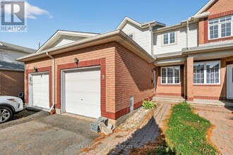 Building Photo - 9 Carwood Cir