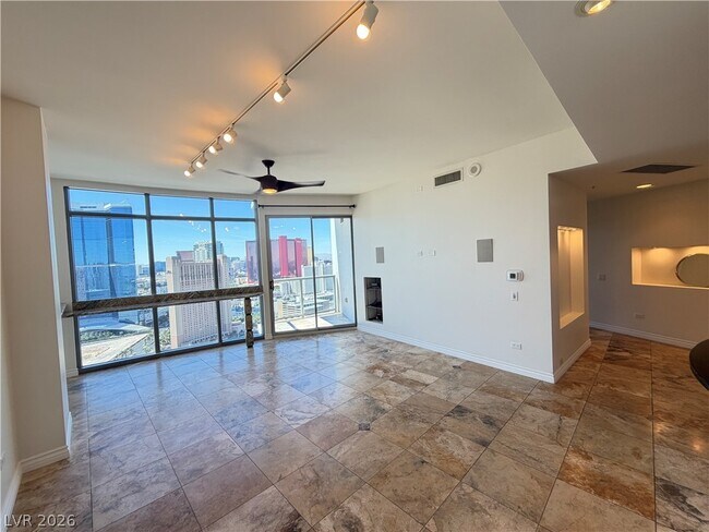 Foto del edificio - 200 W Sahara Ave