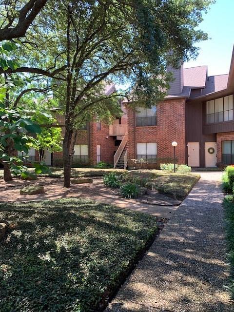 Building Photo - 3100 Walnut Bend Ln