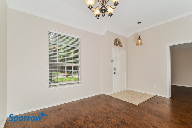 Foto del edificio - 1621 Ash Lane