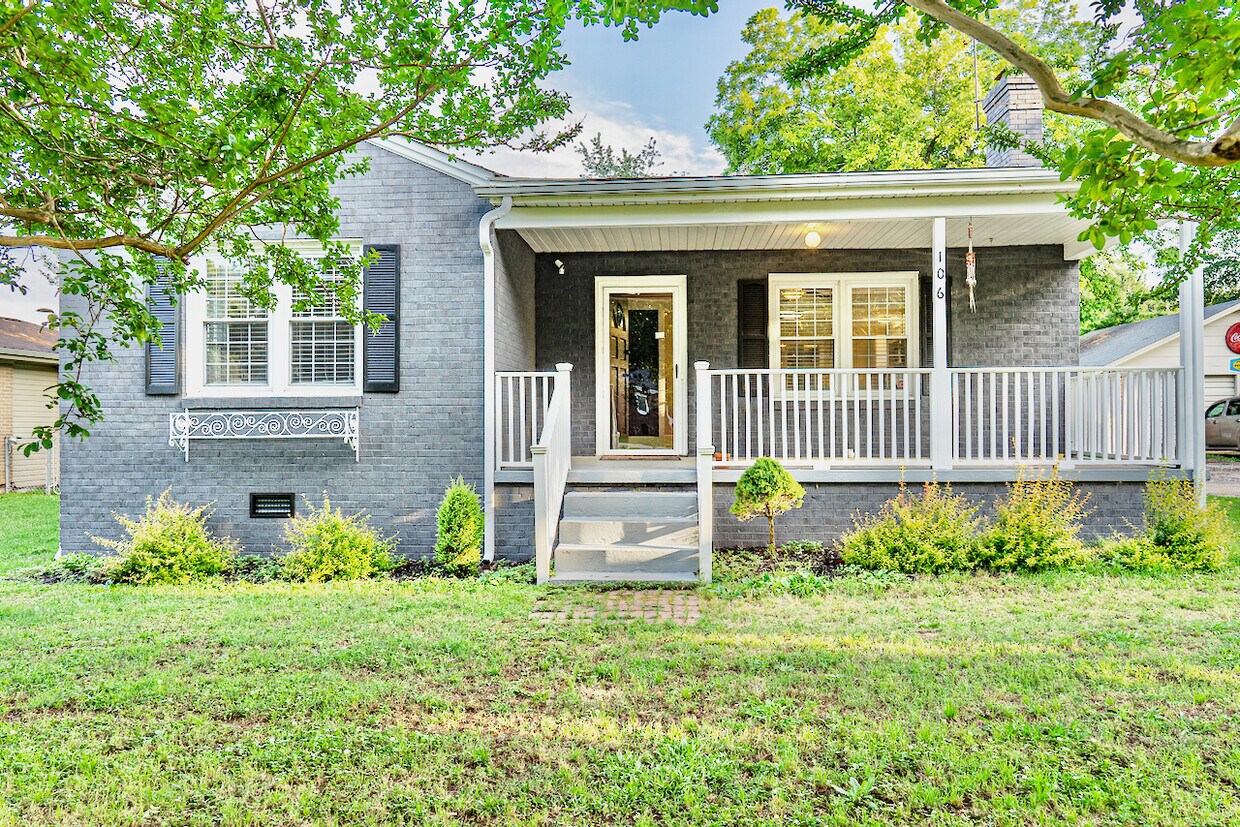 106 Pope Field Rd, Easley, SC 29642 House Rental in Easley, SC