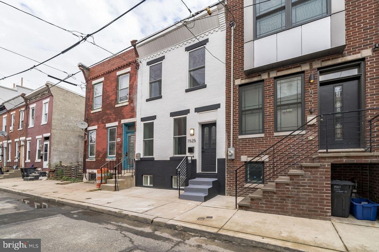 1525 S Lambert St, Philadelphia, PA 19146 Townhome Rentals in