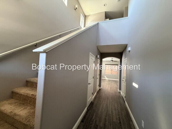 Foto del edificio - 1334 Campagni Ln