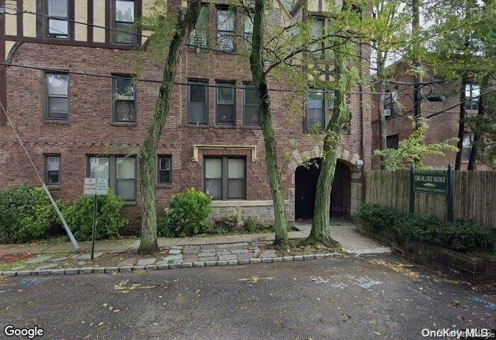 Foto principal - 1 Hillside Ave
