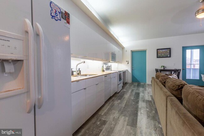 Foto del edificio - 2119 E Cumberland St