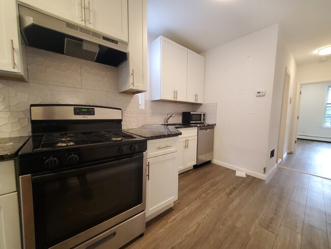 11 Zabriskie St Unit #1R, Jersey City, NJ 07307 - Apartments in Jersey ...