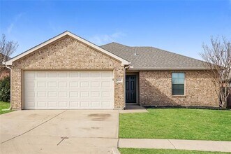 Building Photo - 8108 Raleigh Dr
