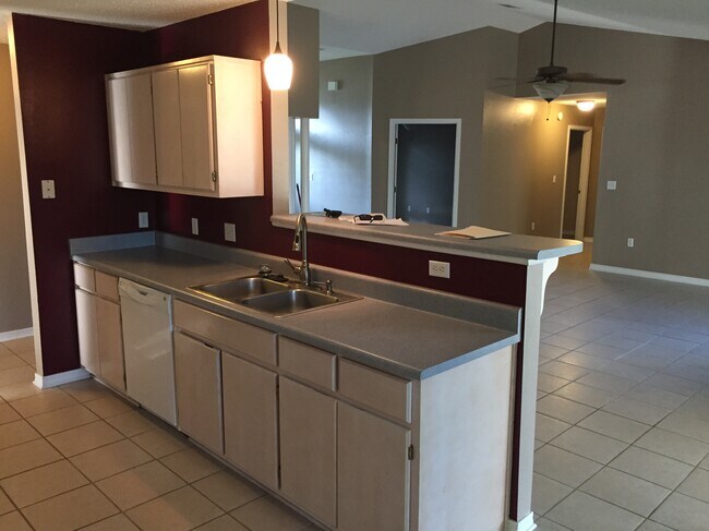 Building Photo - 607 Affirmed Ct