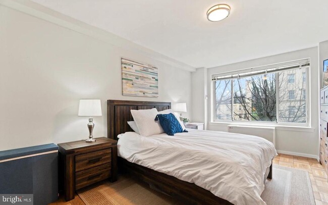 Building Photo - 4100 W St NW