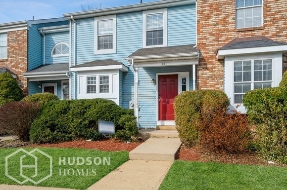 Foto principal - NOW AVAILABLE! - 45 Chetwood Ct, Hillsboro...
