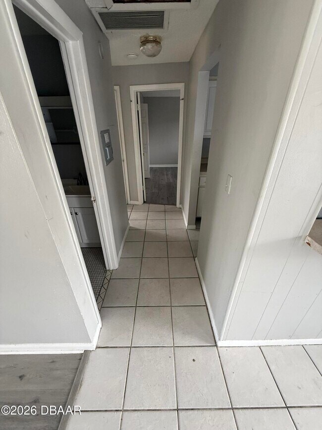 Foto del edificio - 1850 S Park Ave