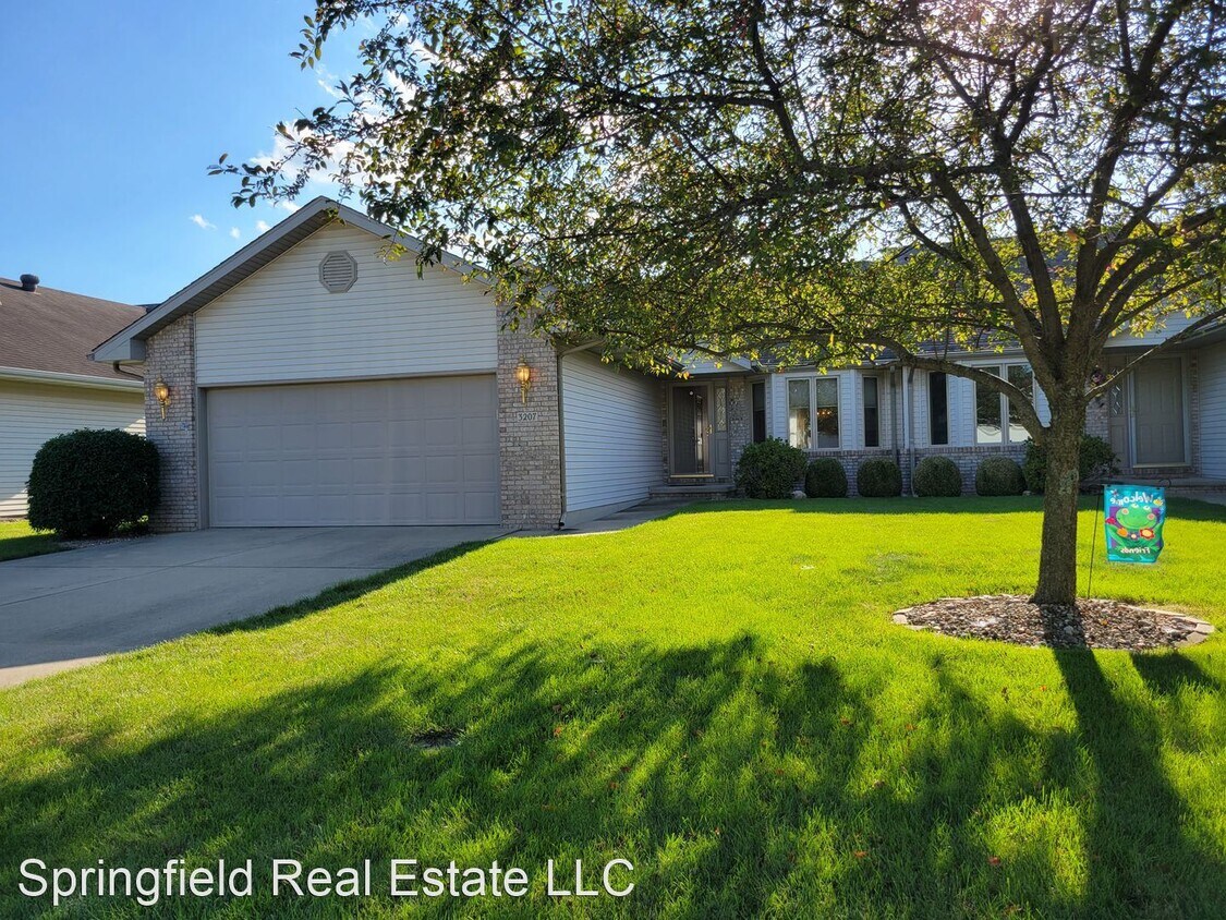 Primary Photo - 2 br, 2 bath House - 3207 Red Oak Lane