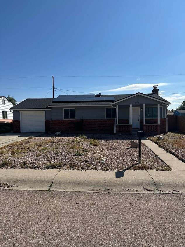 Beautiful 3 Bedroom Home for Rent on Chimayo - Beautiful 3 Bedroom Home for Rent on Chimayo