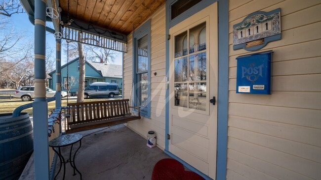 Building Photo - 1111 W Pikes Peak Ave