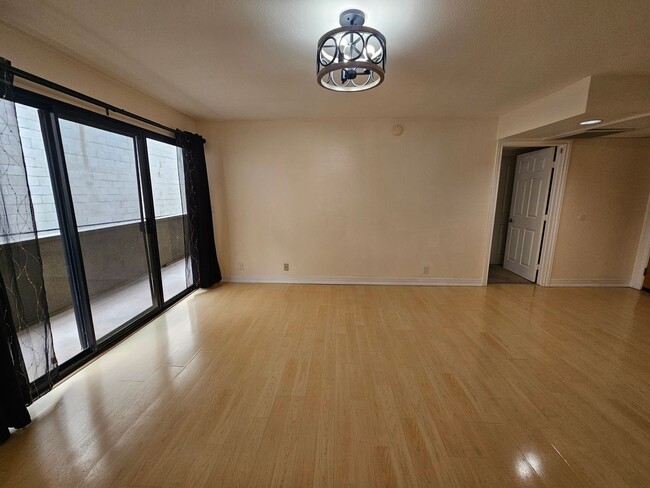 Foto del edificio - 3 bedroom on Westside, close to UCLA