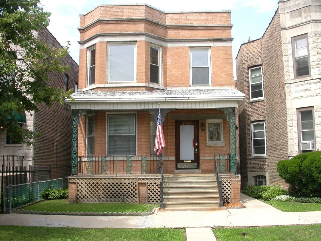 Primary Photo - 2520 N Talman Ave