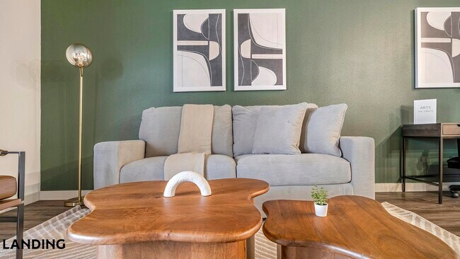 Building Photo - 2825 Main St