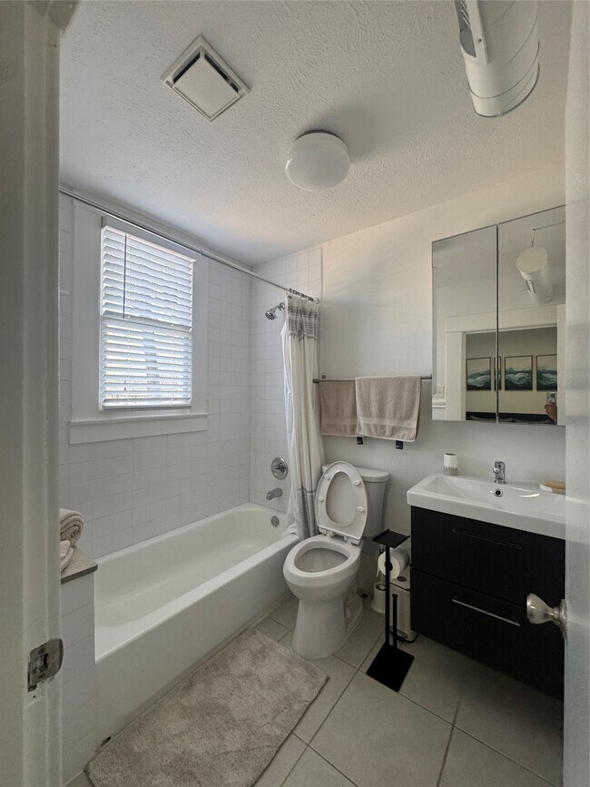 Foto del edificio - 1038 Ashland St