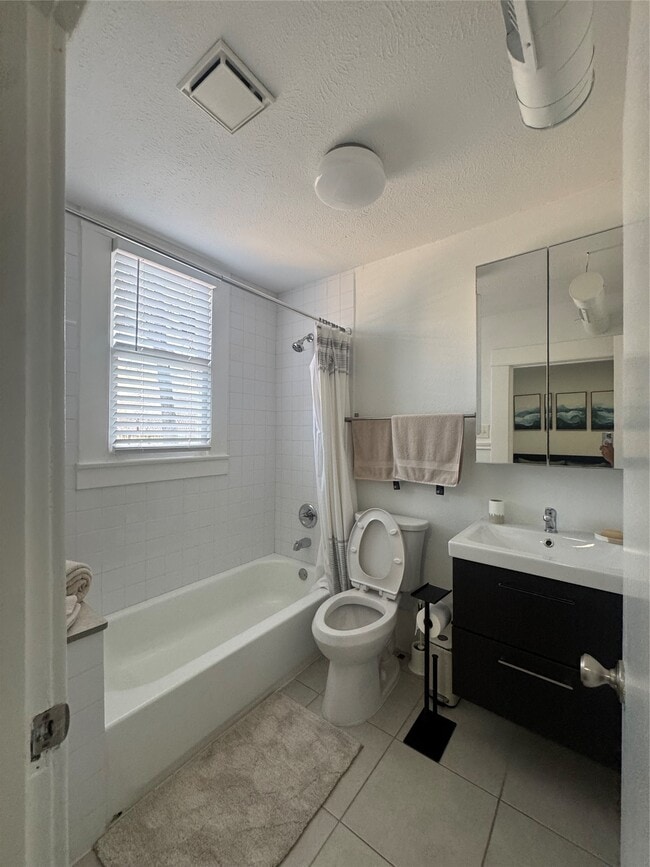 Building Photo - 1038 Ashland St