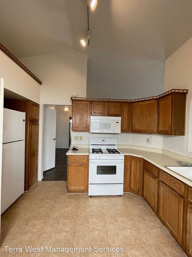 Building Photo - 2 br, 2 bath House - 9525 Chianti Ln.