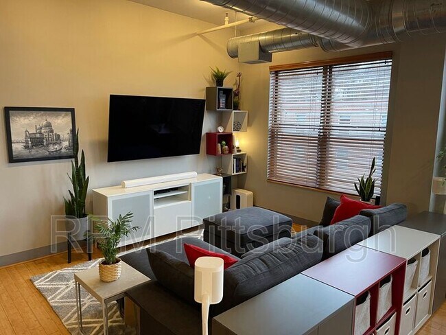 Foto del edificio - 1536 Colwell St