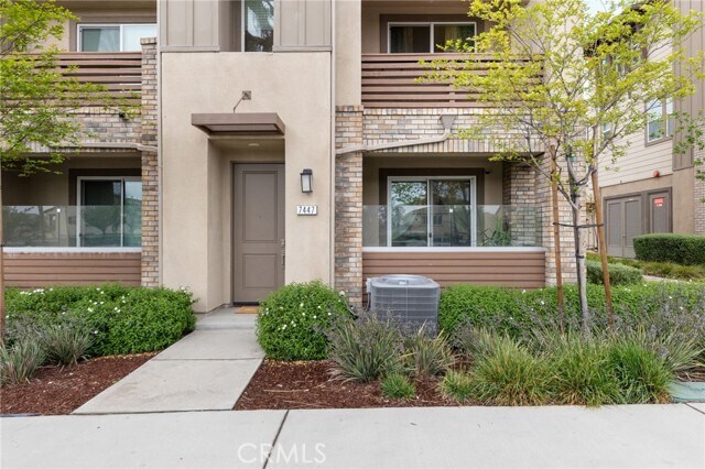 Foto del edificio - 7447 Starfire Pl