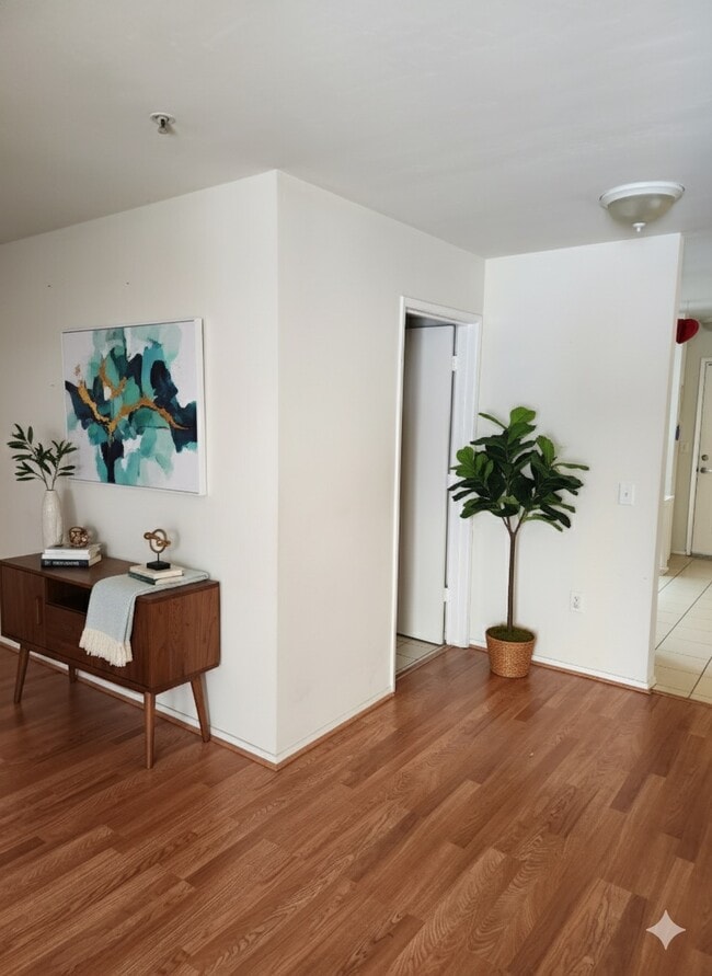 Building Photo - #52