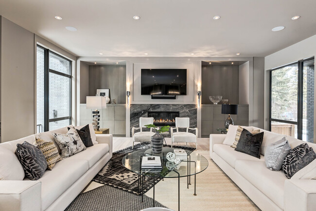 Photo du bâtiment - 4212 Britannia Dr SW