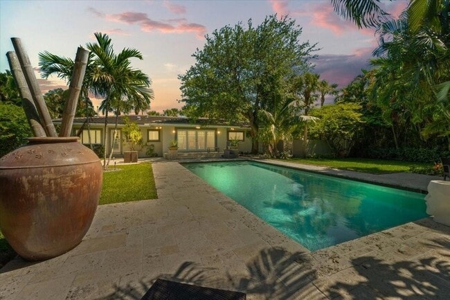 Photo - 1635 Seabreeze Blvd House