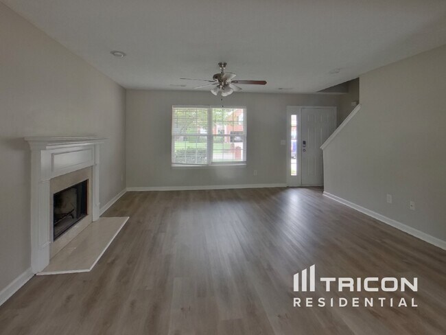 Building Photo - 4028 Deer Run Trce