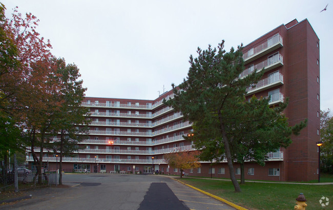 Foto del edificio - O'Brien Towers