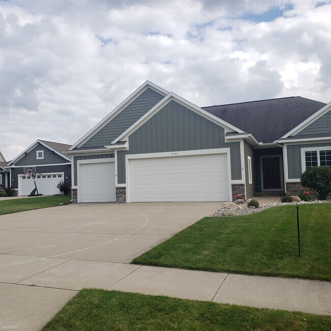5 br, 3.5 bath House 4590 Caspian Dr House for Rent in Hudsonville