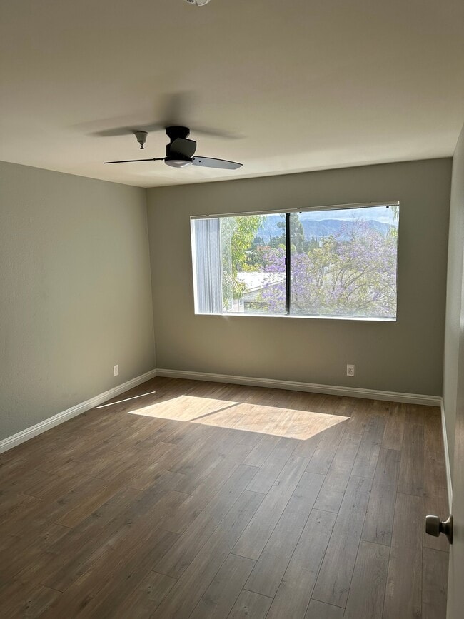 Photo - 5811 Tujunga Ave Apartment