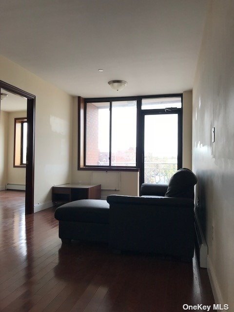 Foto del edificio - 82-25 Queens Blvd